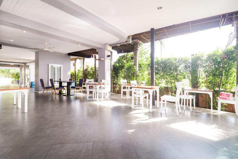 Oyo 245 Sweet Sense Jomtien Resort Pattaya Bagian luar foto